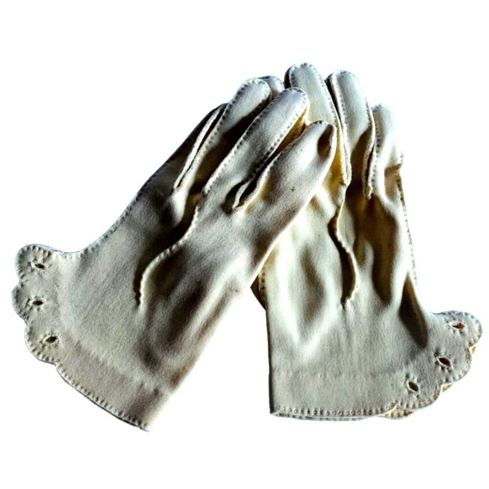 Yellow Scalloped Gloves Womens Soft Cotton Embellished Cuff Delicate Design Vtg